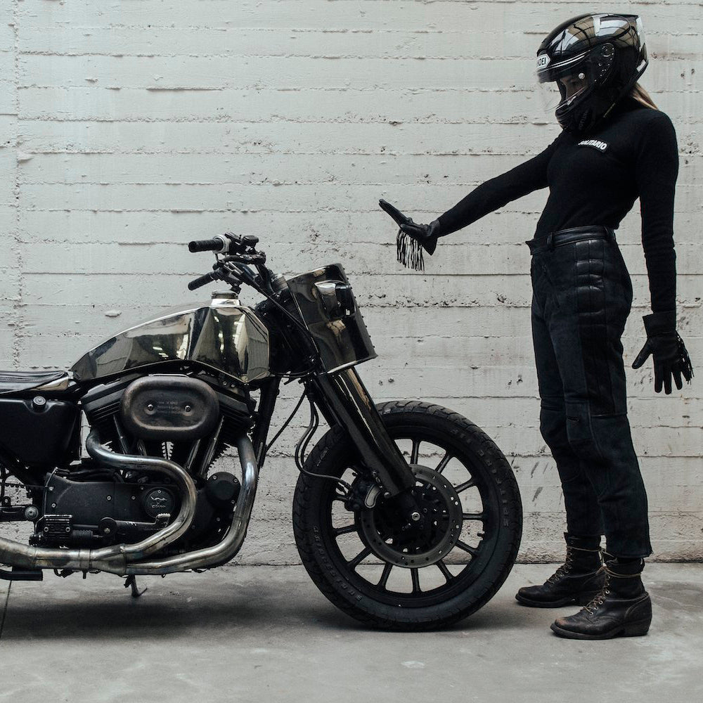 /// COME AND RIDE WITH US ///