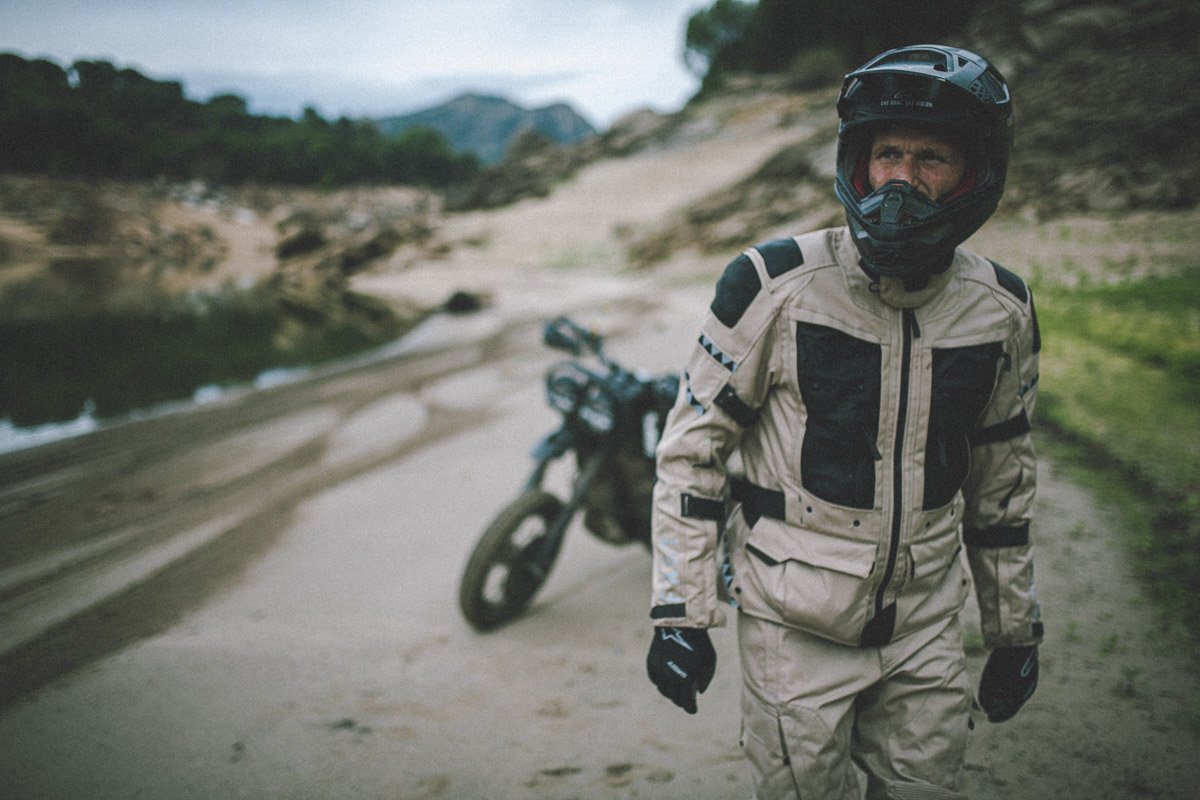 HOLD FAST: AN EL SOLITARIO ADVENTURE CONCEPT BY ALPINESTARS