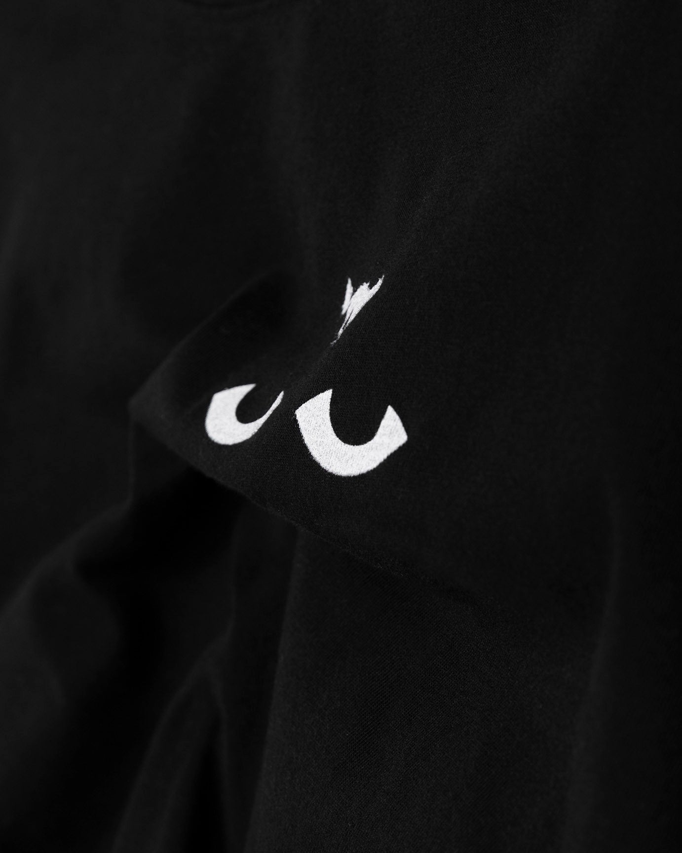 Nos Ves Y Sufres T-Shirt