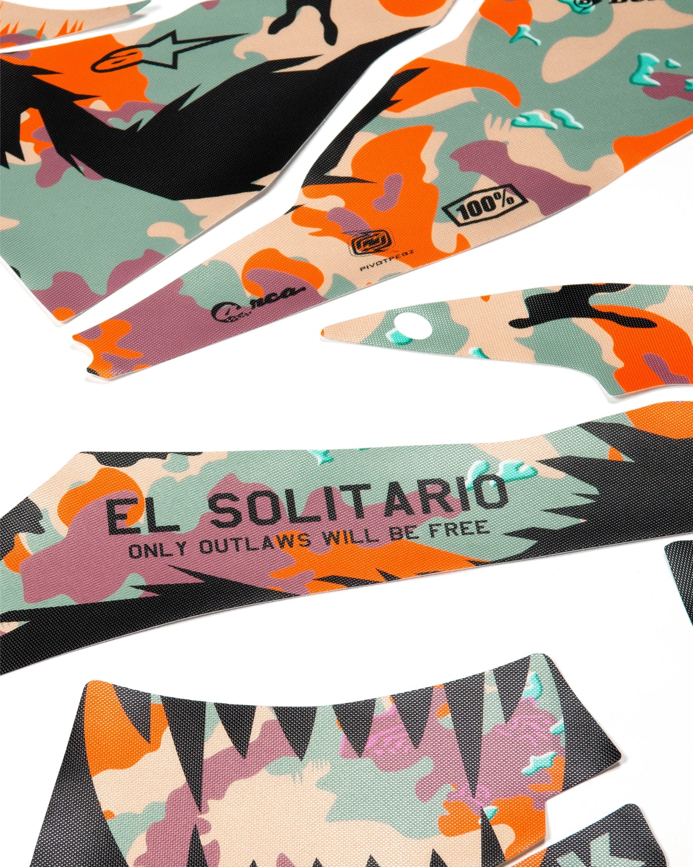 El Solitario Outlaws Graphic Kit